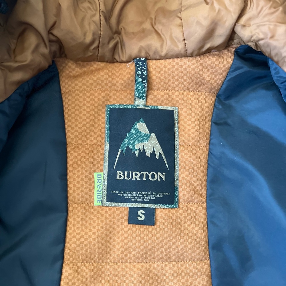 Unique Burton Prowess Women’s Snow Jacket - Picture 7 of 8